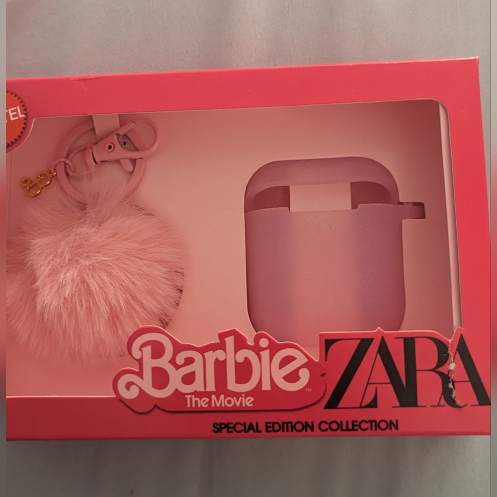 🔥Host Pick🔥Zara X Barbie The Movie AirPods 1 and 2 NIB!!! - Picture 9 of 9